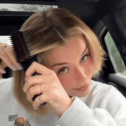 Brosse chauffante SilkBrush pour Cheveux Courts